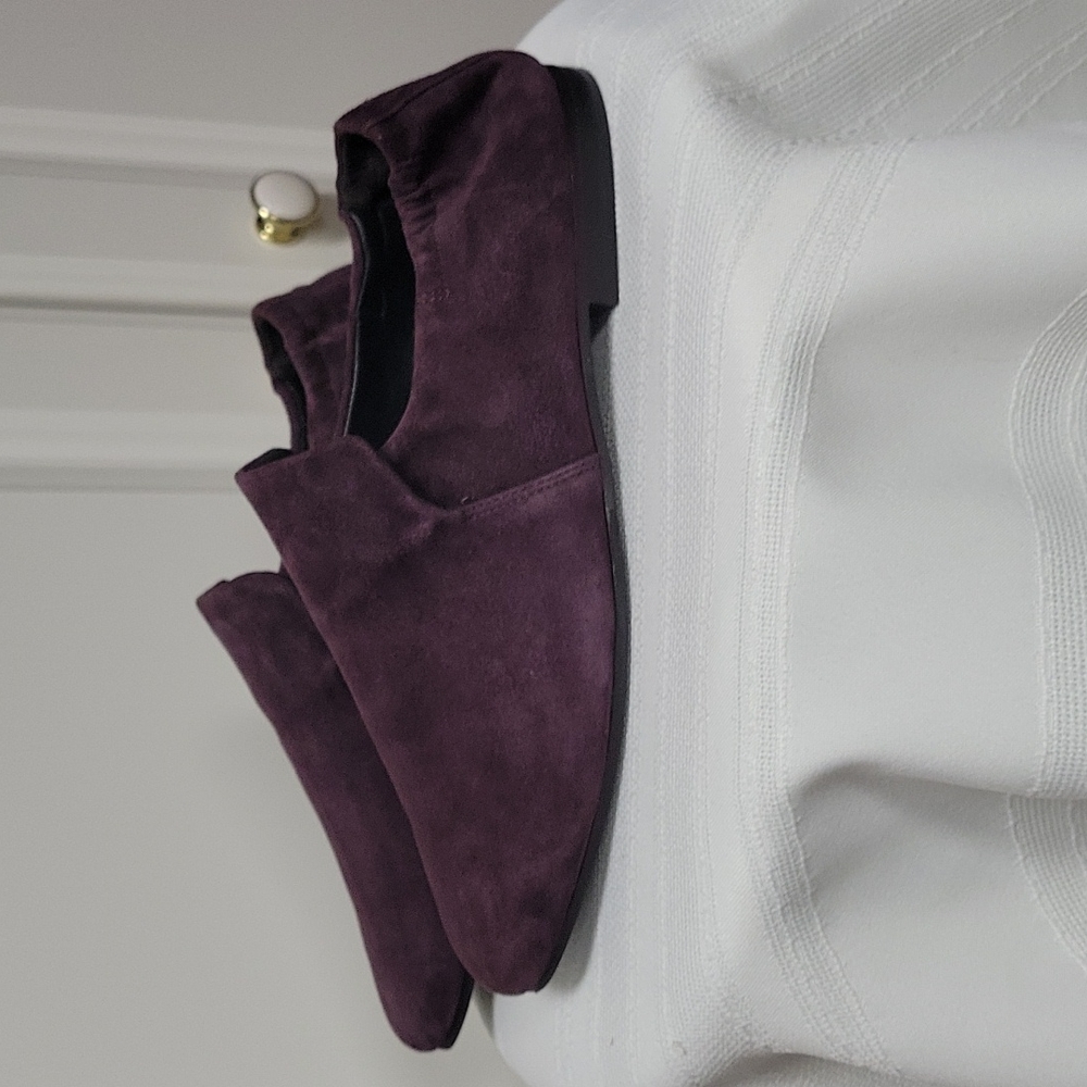 Via Spiga Plum Suede Slip-on Loafers Flat Shoes,  Size 6.5M - Picture 3 of 7